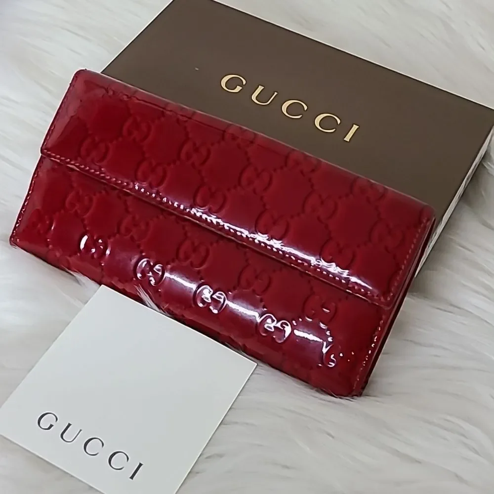 💯 Authentic Gucci Long Bifold Wallet 🍀